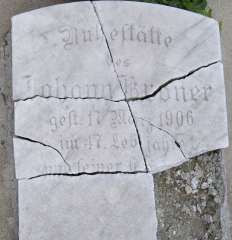 Kroner Johann 1859-1906 Grabstein